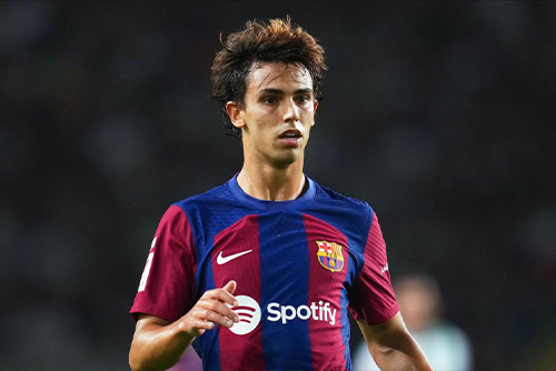 ซาอูล อวยพร เฟลิกซ์ ให้ โชคดี ที่ คัมป์ นู