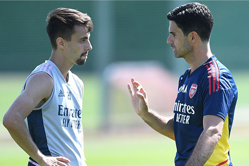 อารมณ์เสียหว่ะ! อาร์เตต้า เดือด วิเอร่า หลังซ้อมไม่ได้เรื่อง