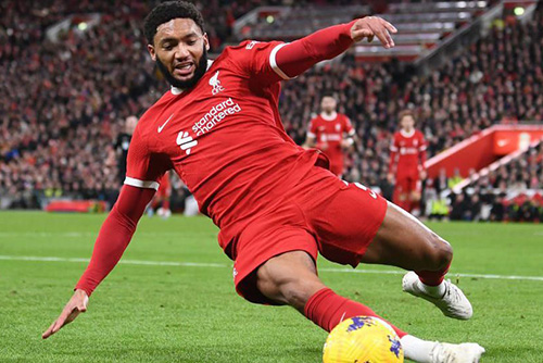 คล็อปป์ หวังพึ่ง โกเมซ หลัง 2 แบ็กเดี้ยง