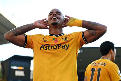 หมาป่า ตั้ง เลอมิน่า กัปตันคนใหม่แทน